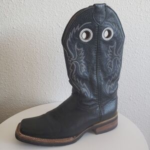 #Texas Country Western Cowboy Black Leather Stitched Boots.